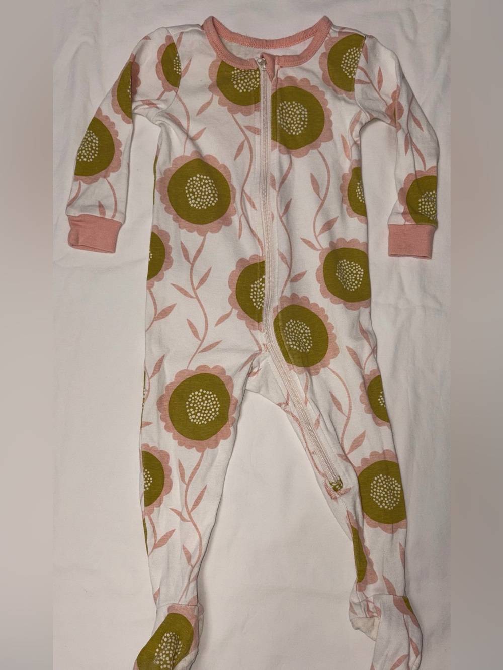 Tea Collection floral sleeper full zip front sz 3-6 months EUC smoke free home